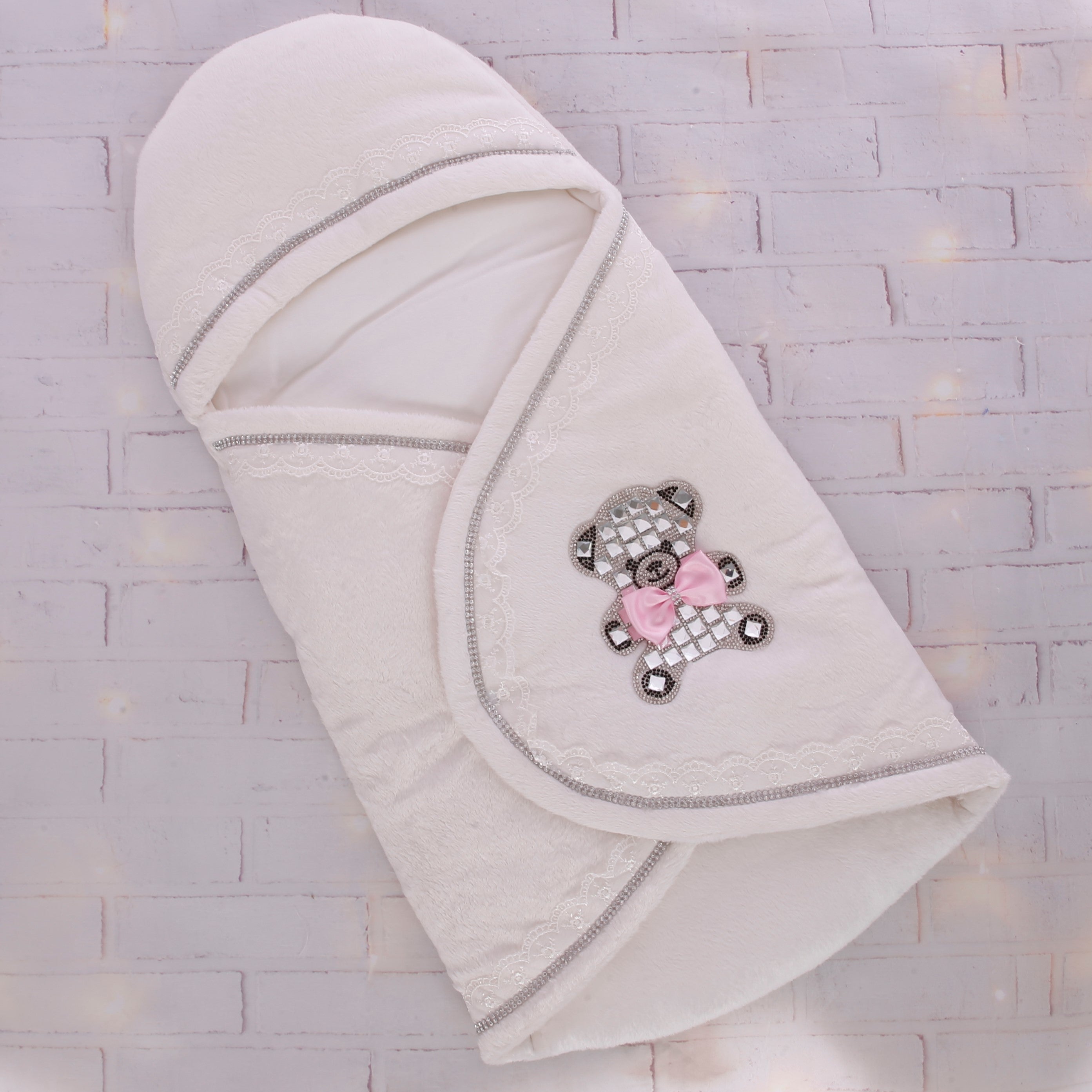 Royal Teddy Cuddle Swaddle