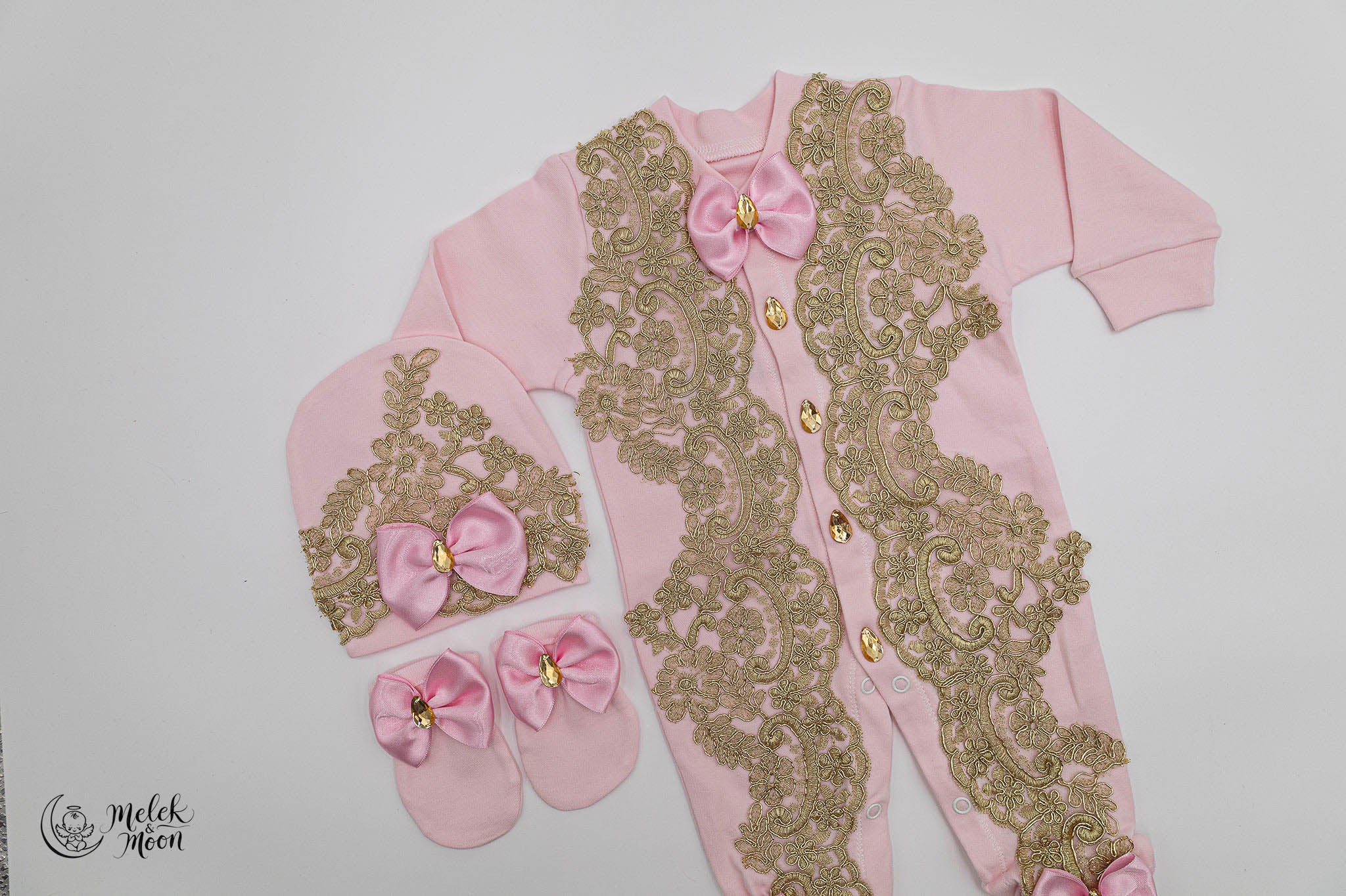 Elegant Rose Whisper Set