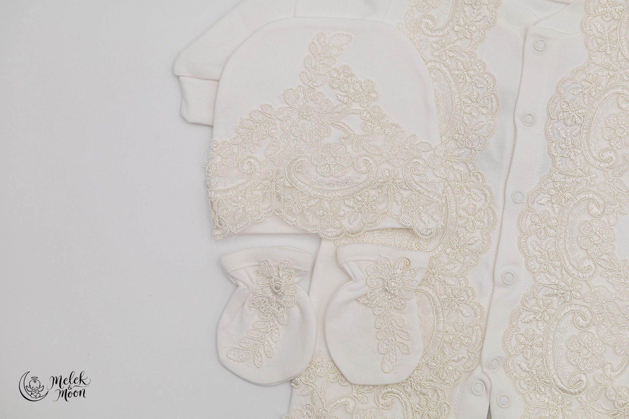 Snowflake Serenity Layette Set