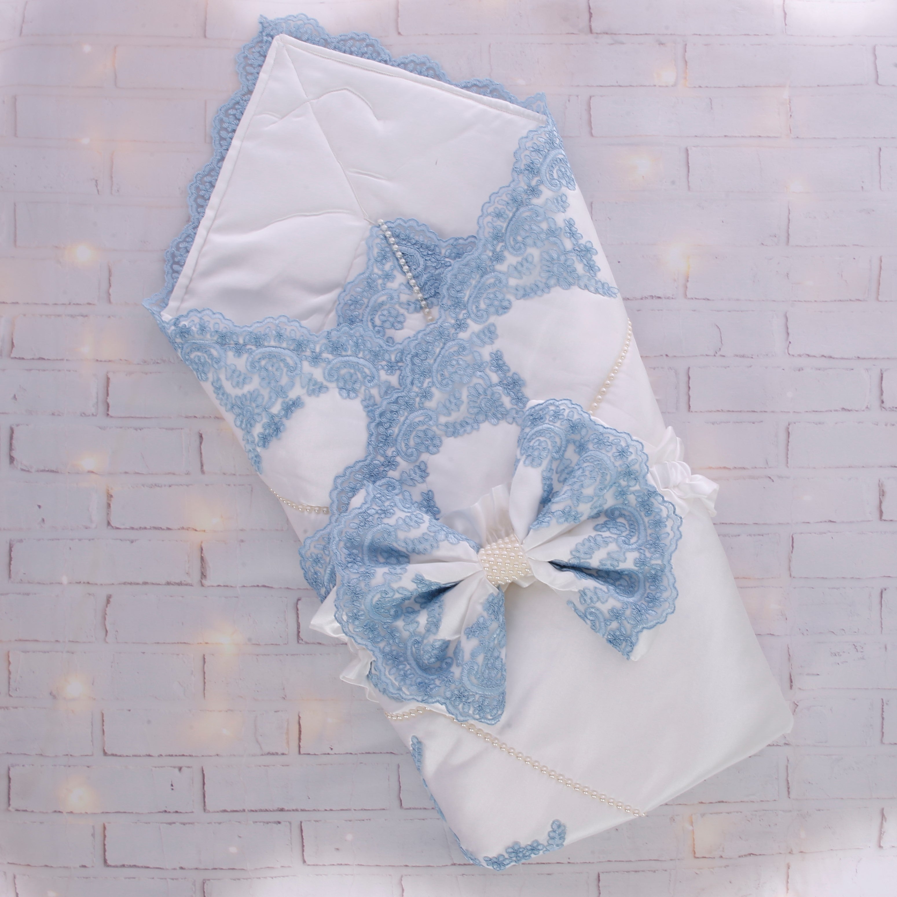 Ocean Pearl Swaddle