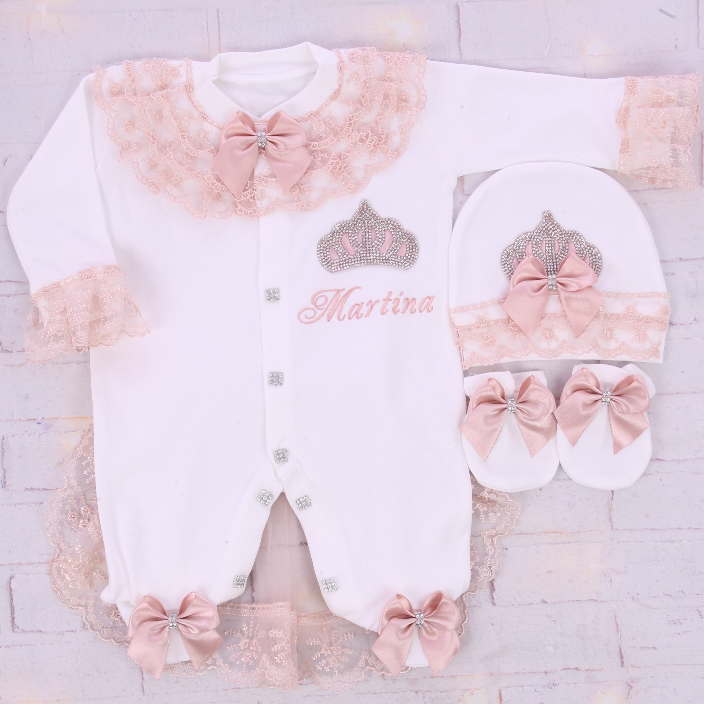 Rosy Crowned Dream Set