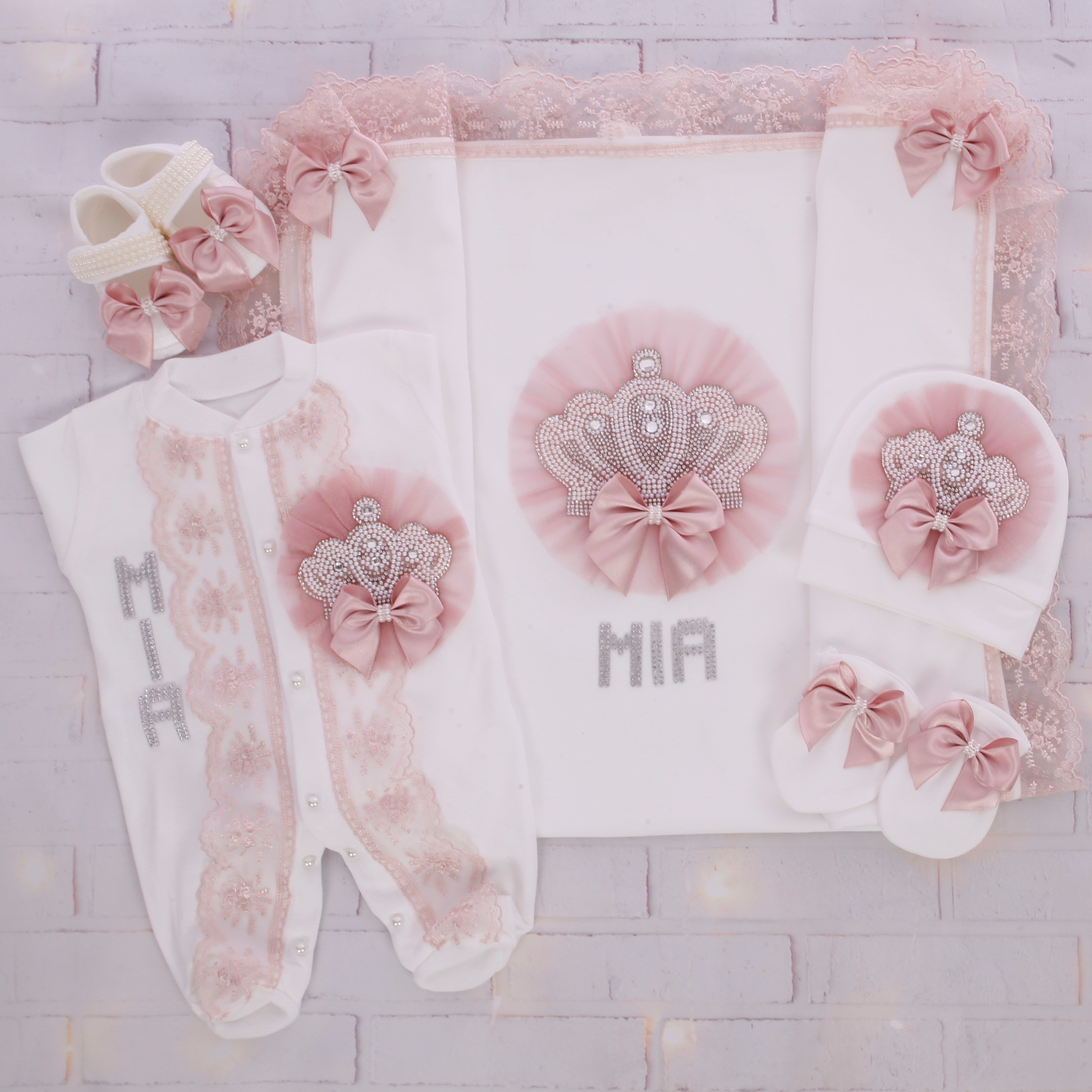 Ensemble bébé précieux blanc et rose