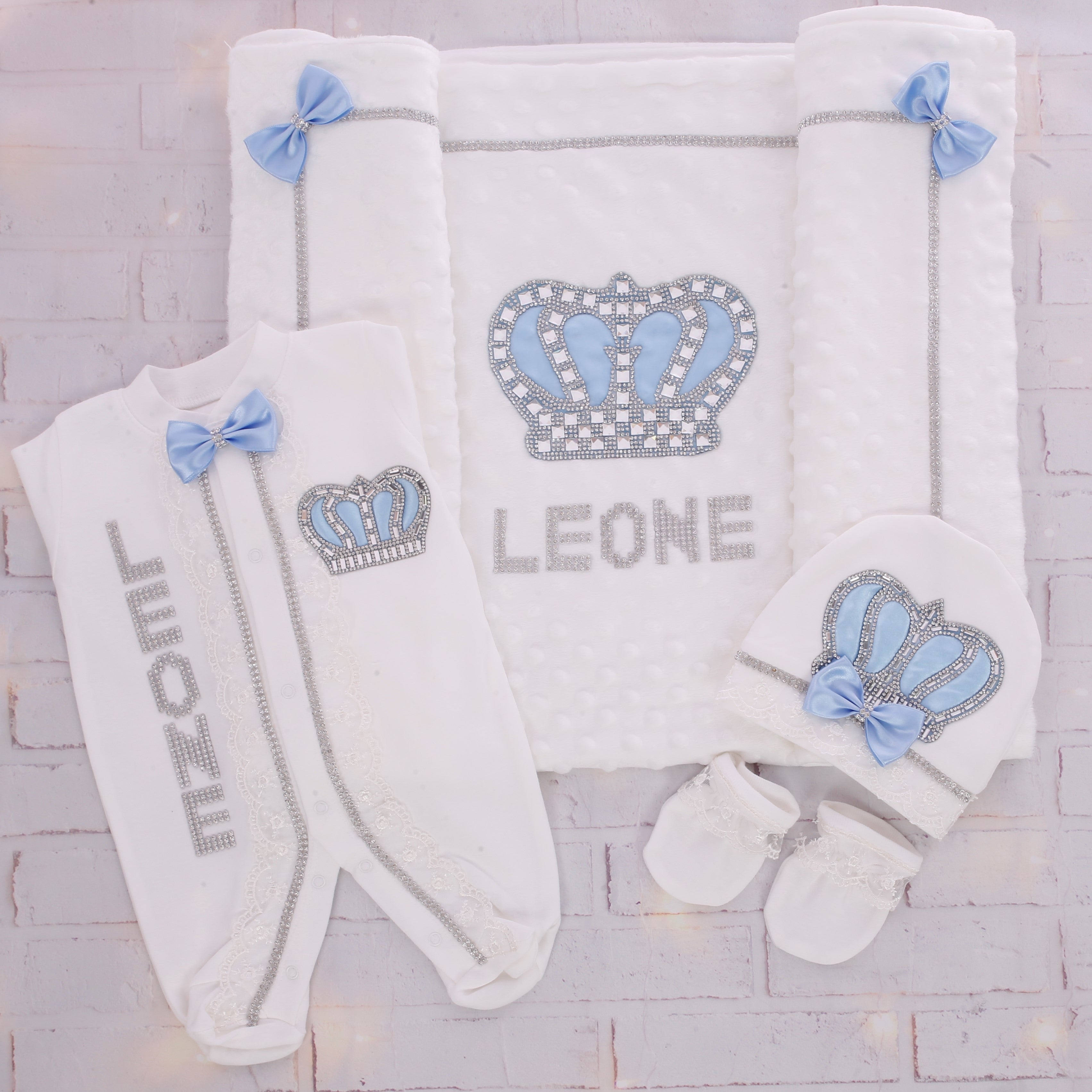 Conjunto sofisticado para bebé niño en blanco y azul