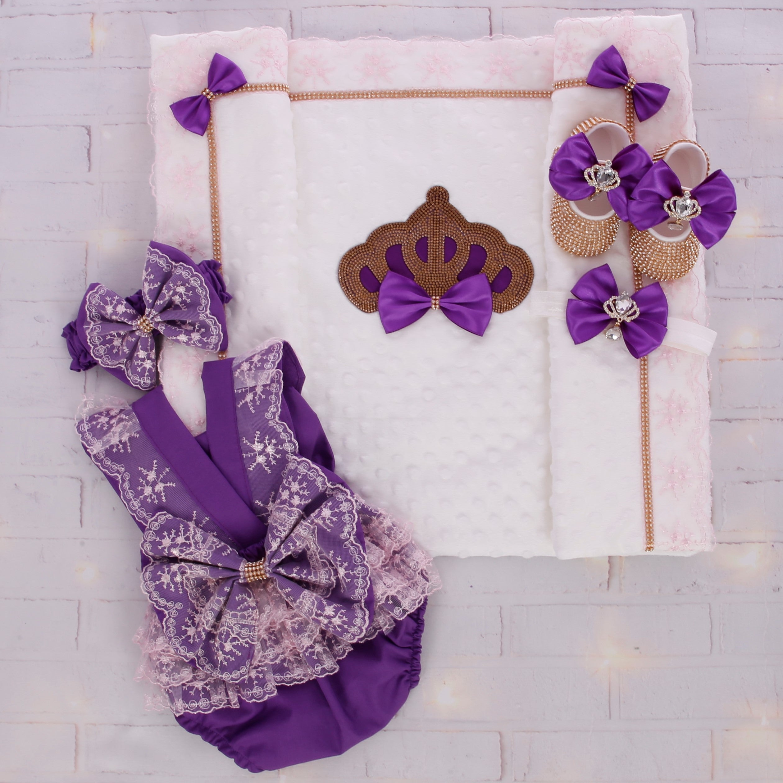 Elegante conjunto de realeza morado