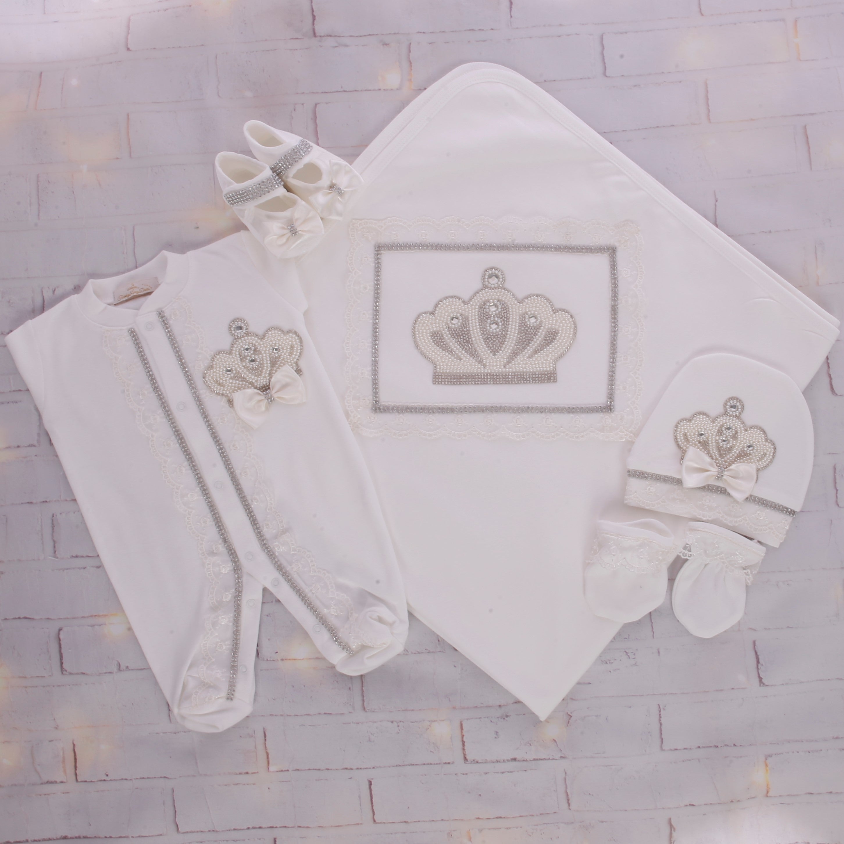 Charming White Royal Baby Set