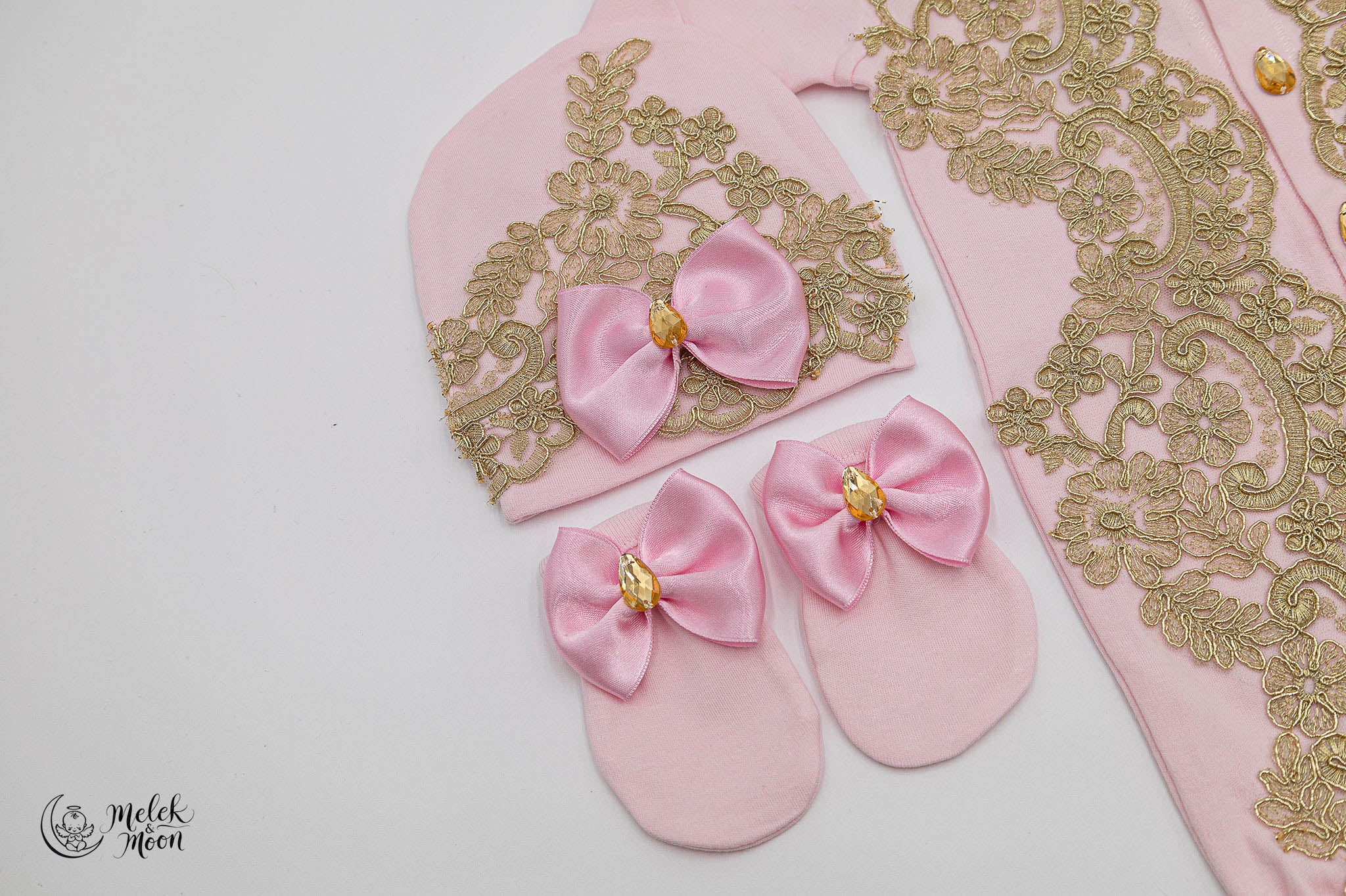 Elegant Rose Whisper Set