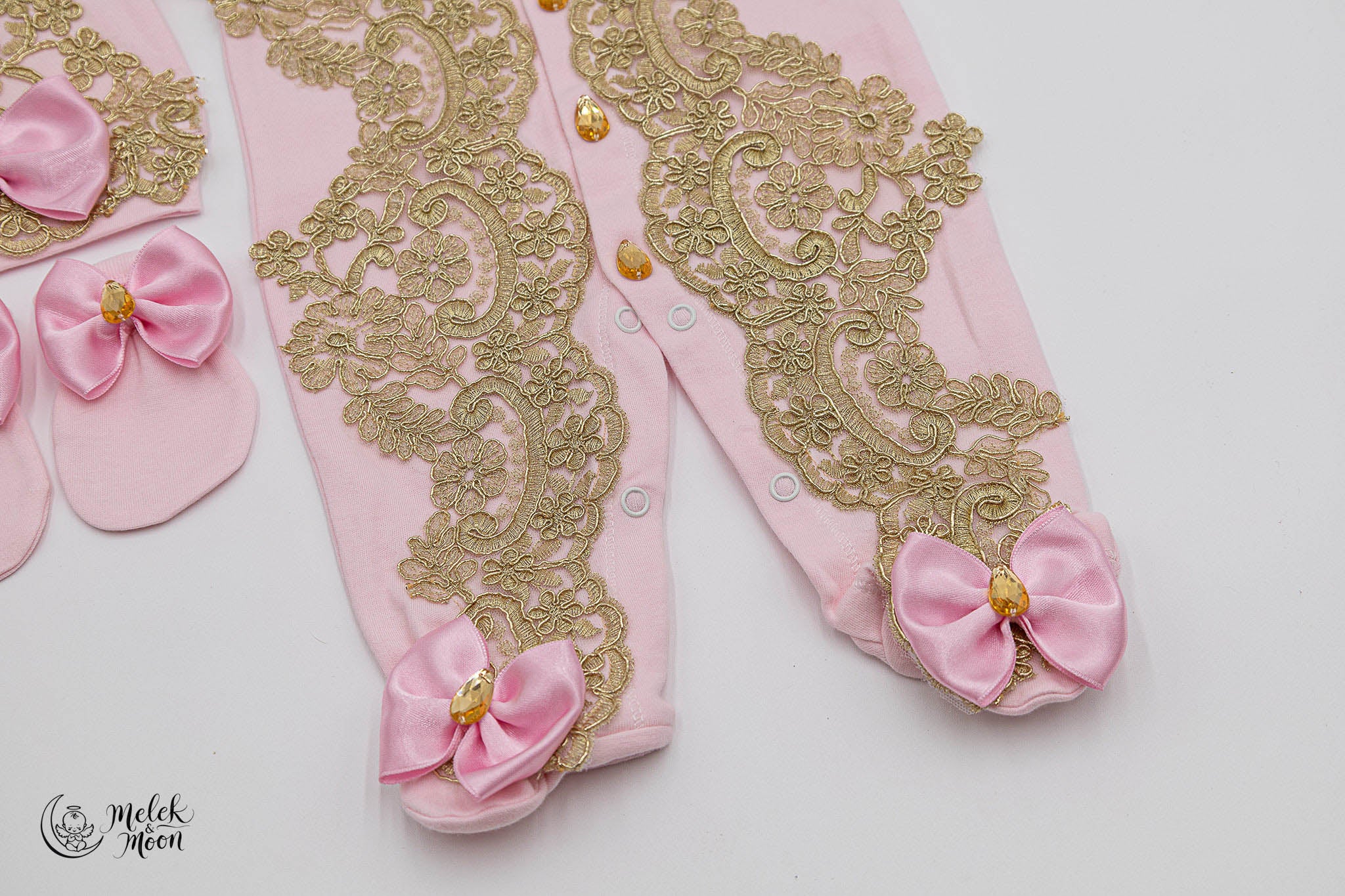 Elegant Rose Whisper Set