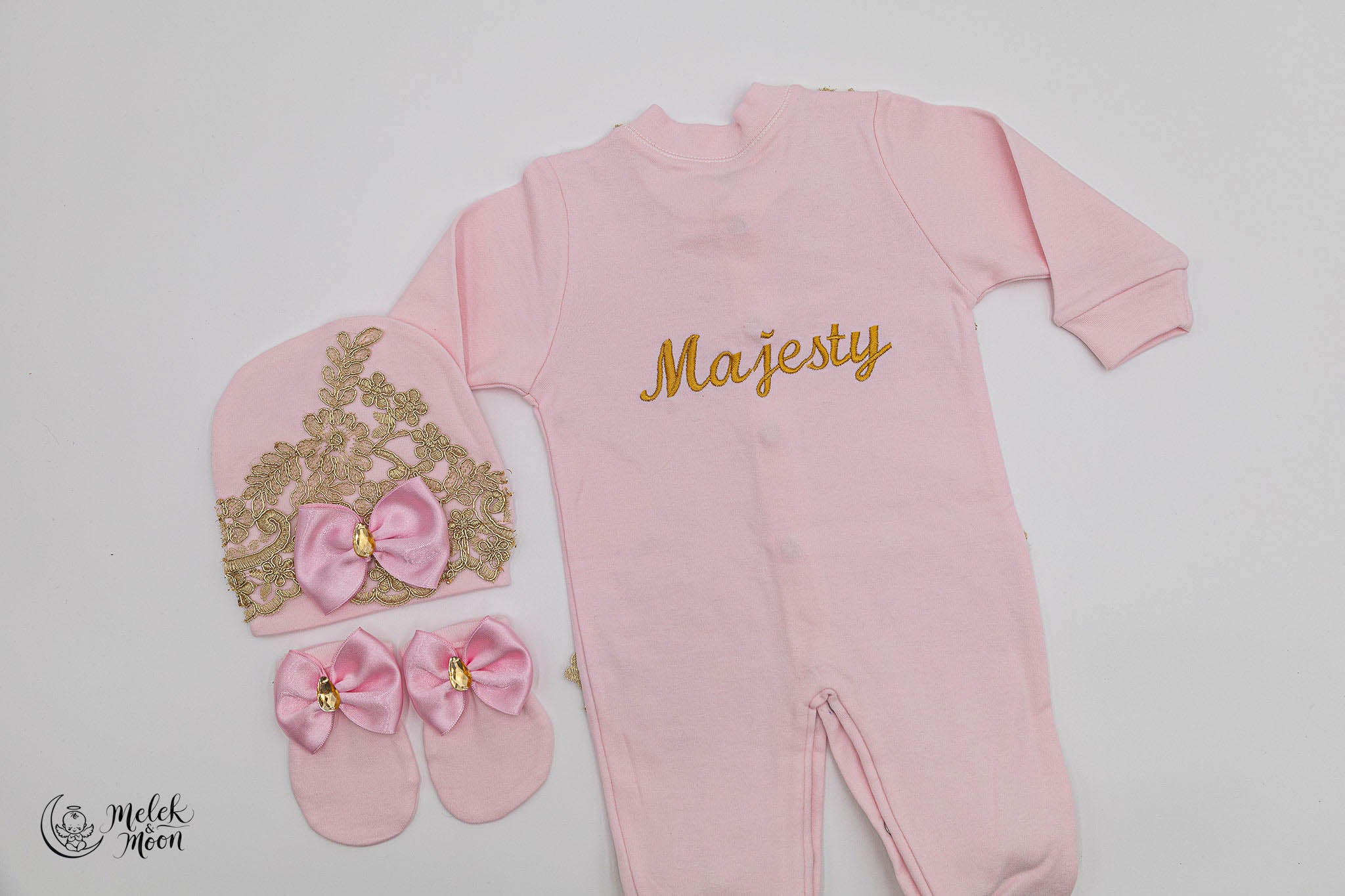 Elegant Rose Whisper Set