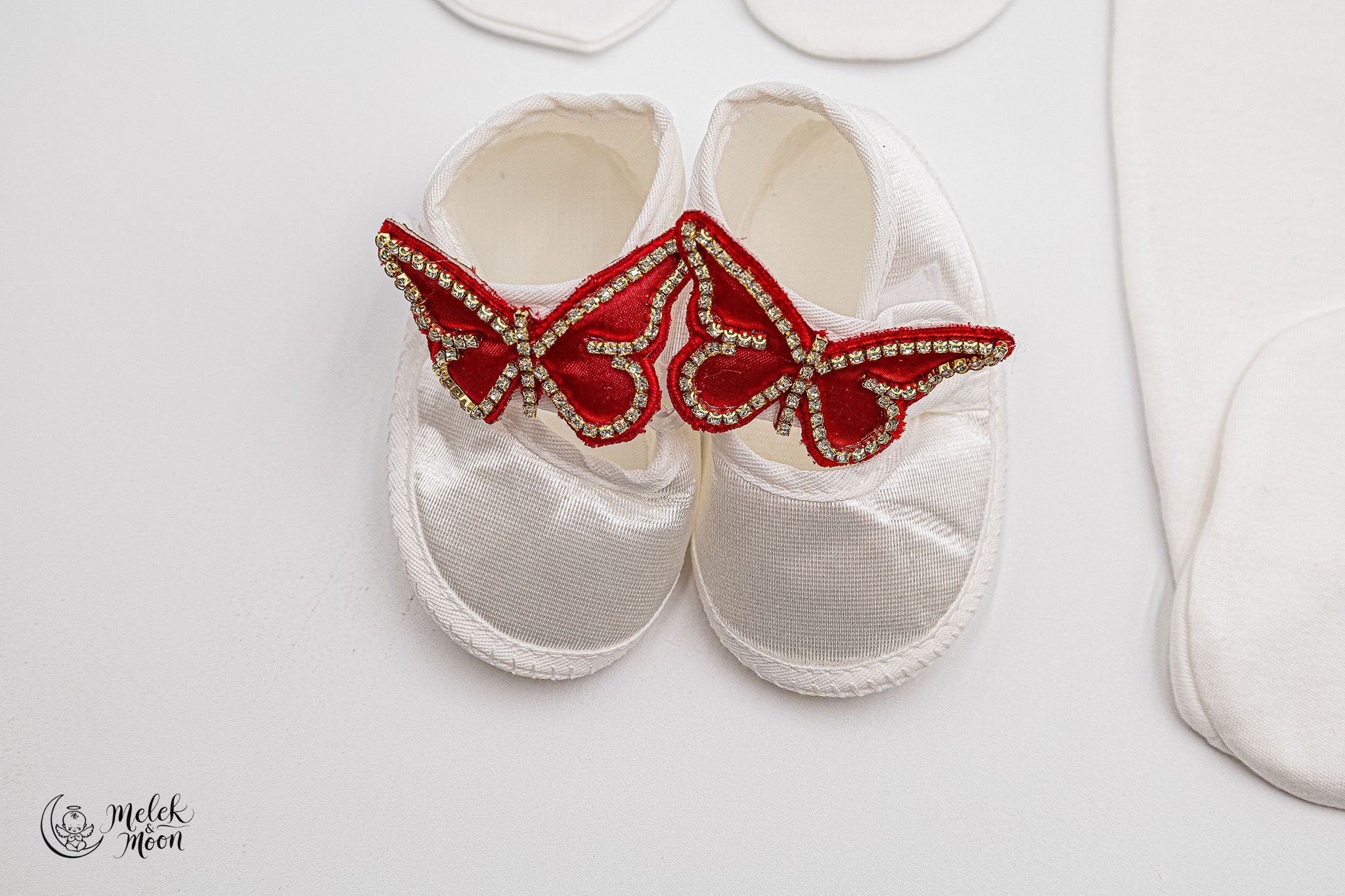 Graceful Flutter Baby Set