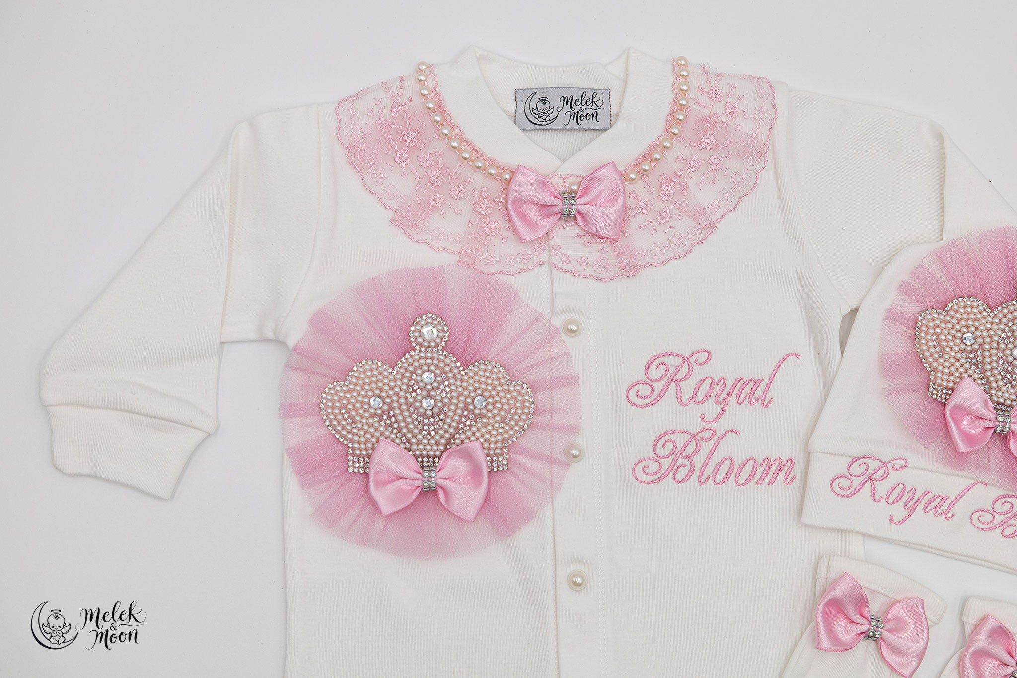Rosy Crown Blossom Set