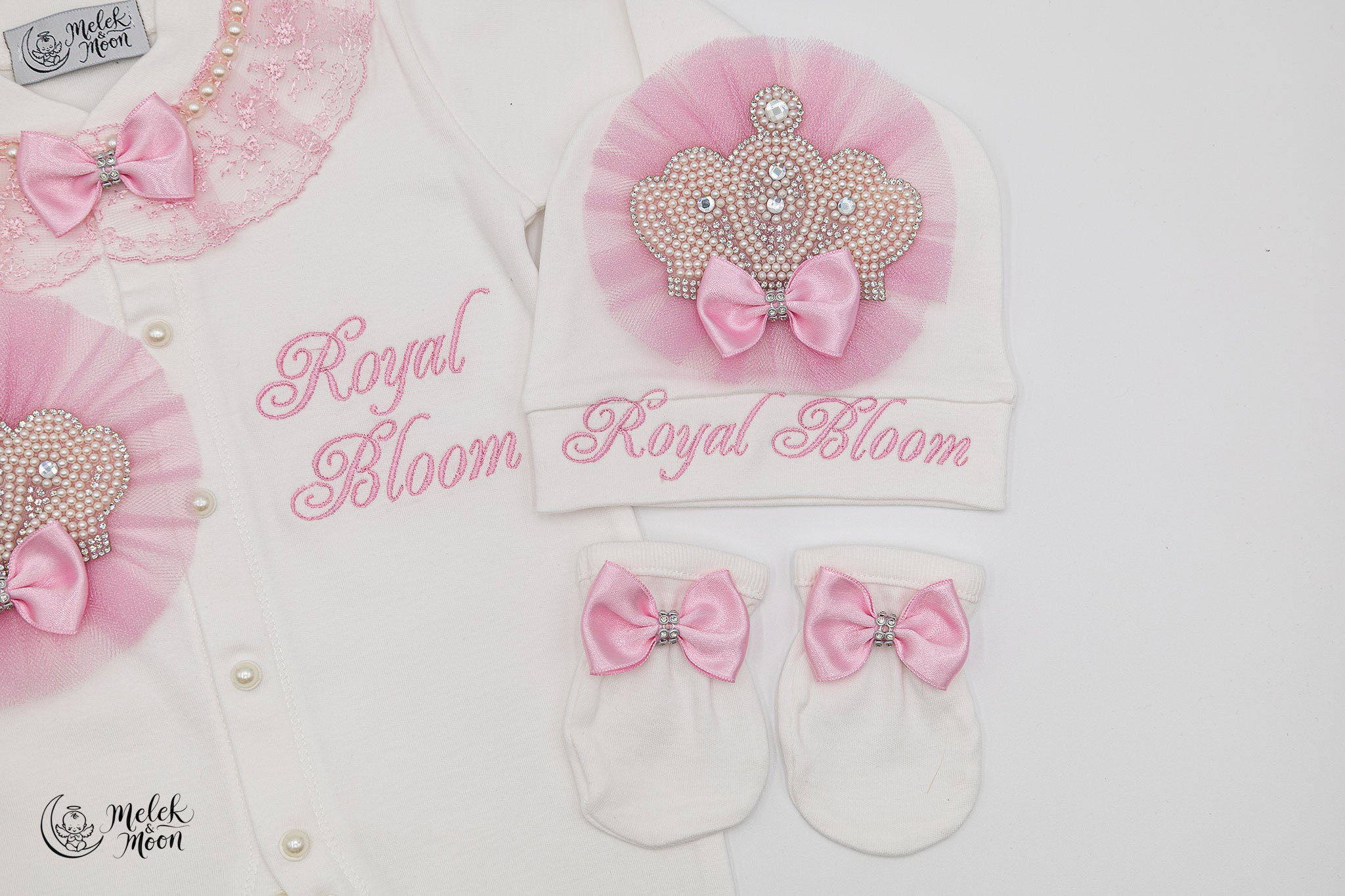 Rosy Crown Blossom Set