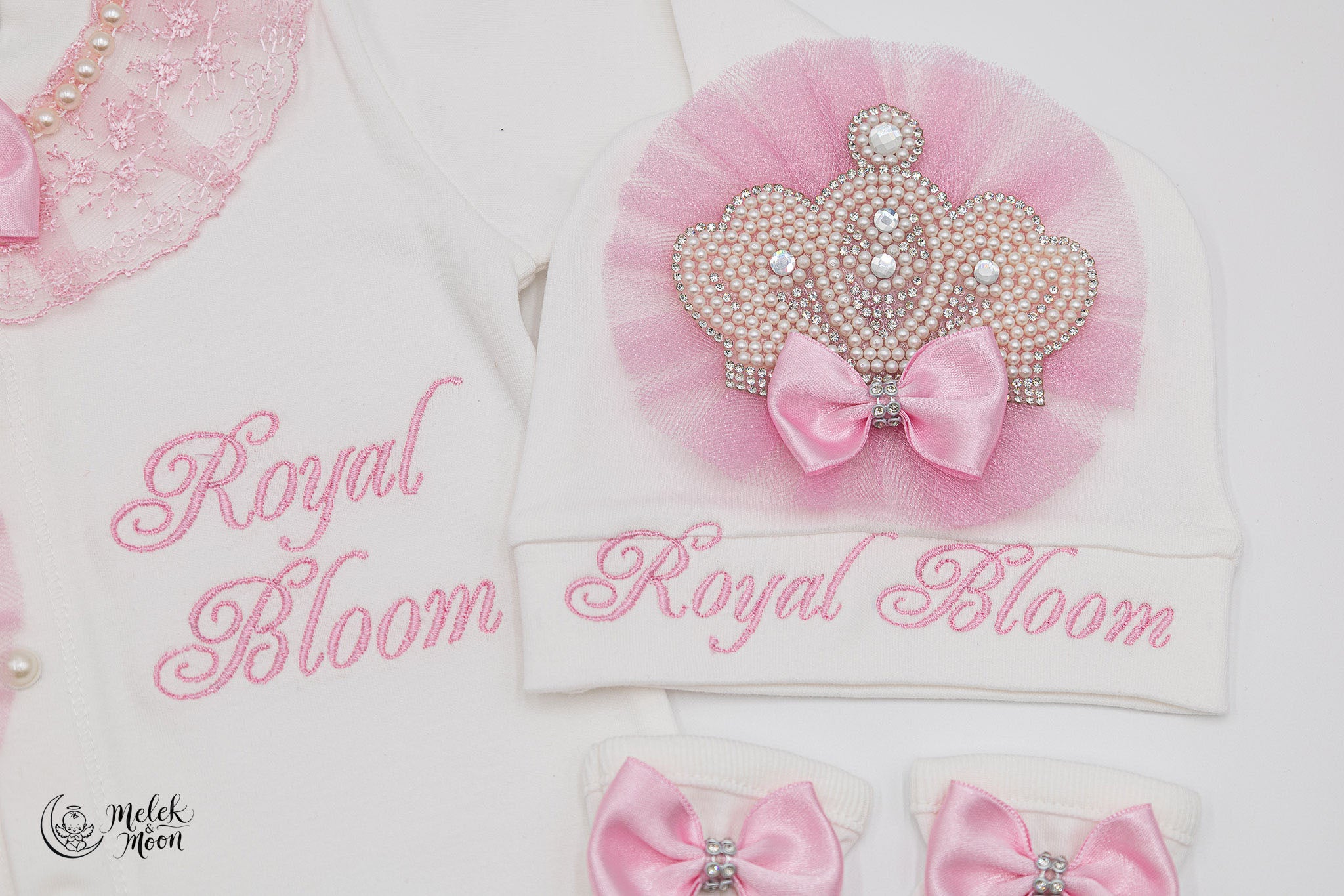 Rosy Crown Blossom Set