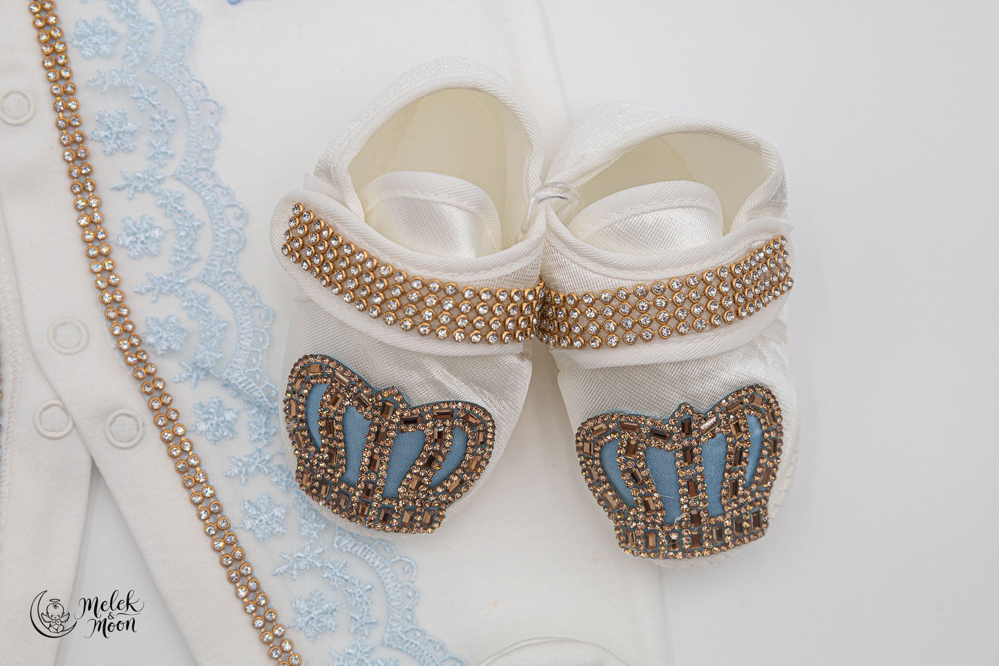 White & Blue Little Royale Set