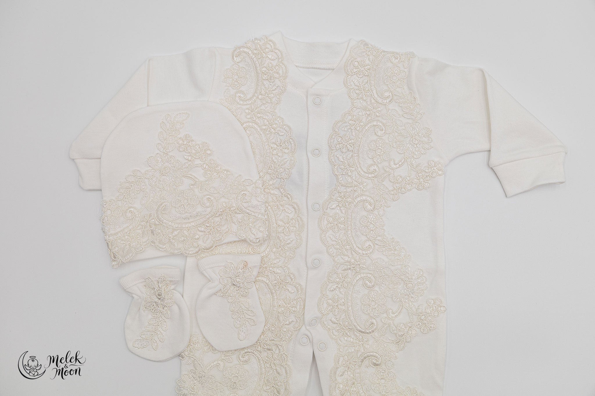 Snowflake Serenity Layette Set