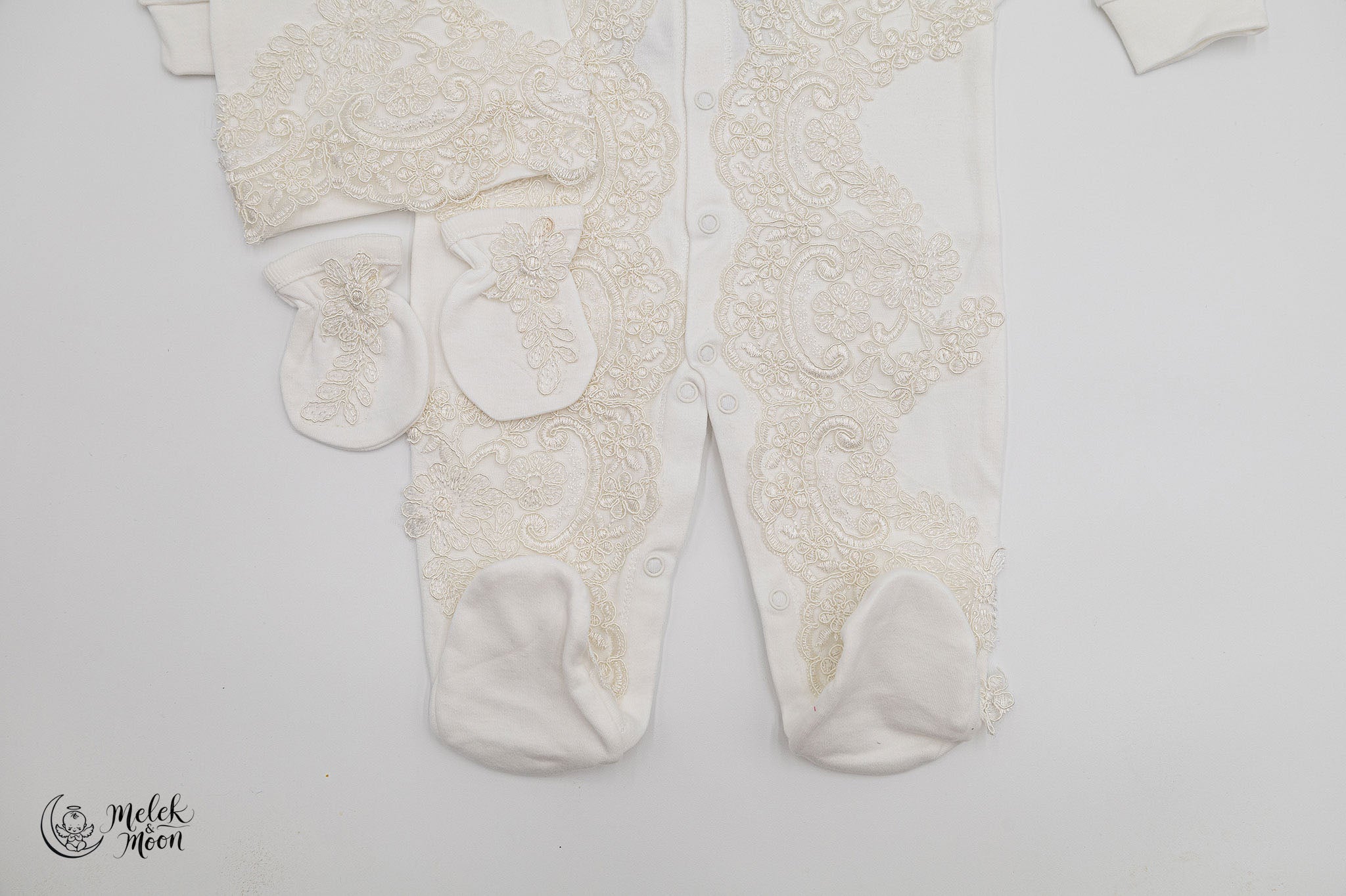 Snowflake Serenity Layette Set