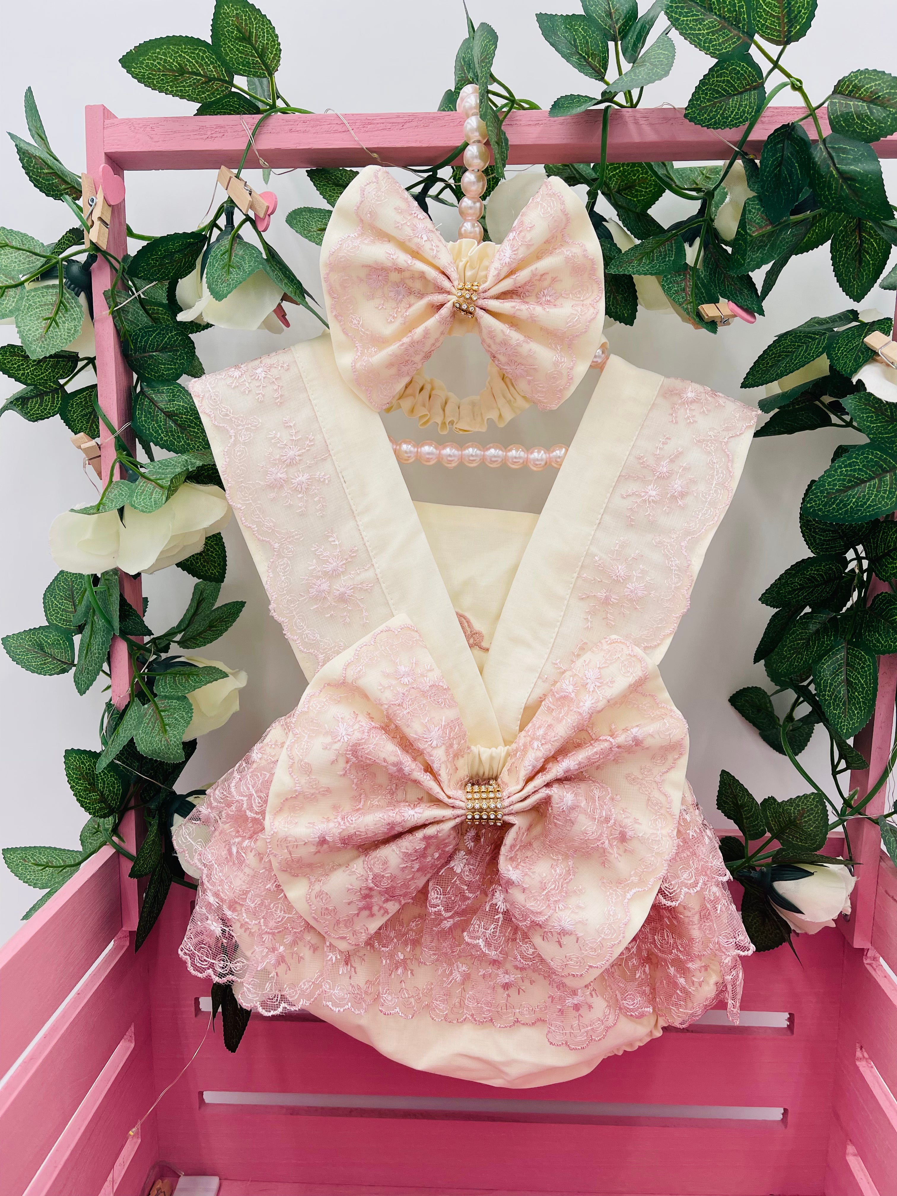 Conjunto de flores de princesa rosa